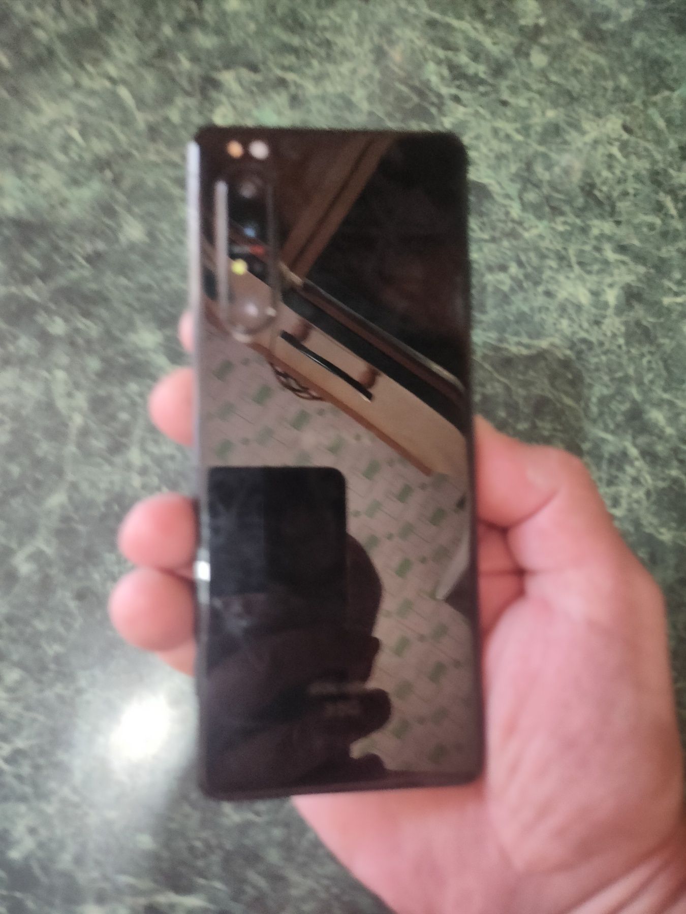 Флагман СмартфонSony Xperia 1 mark II 8/256Gb,1 Sim+microSD,4K,865snap