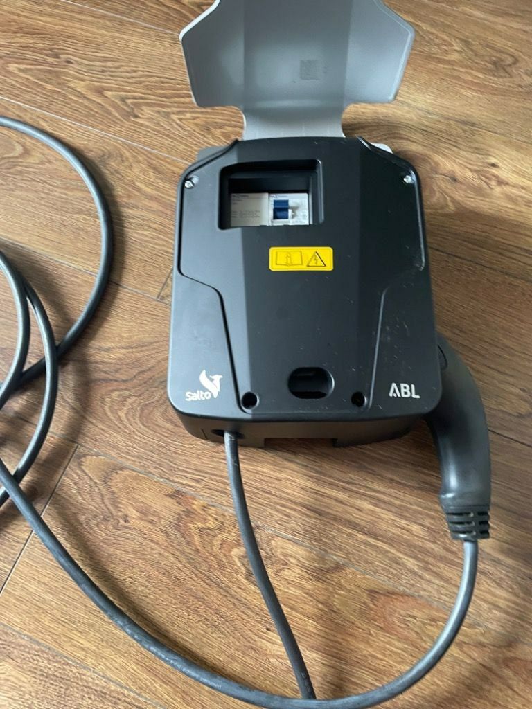Wallbox зарядна станція ABL Type1 220v 25а