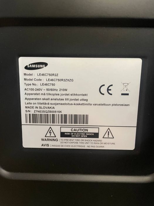 Телевізор Samsung LE46C750R2Z 46 дюймів Full HD 3D з кронштейном