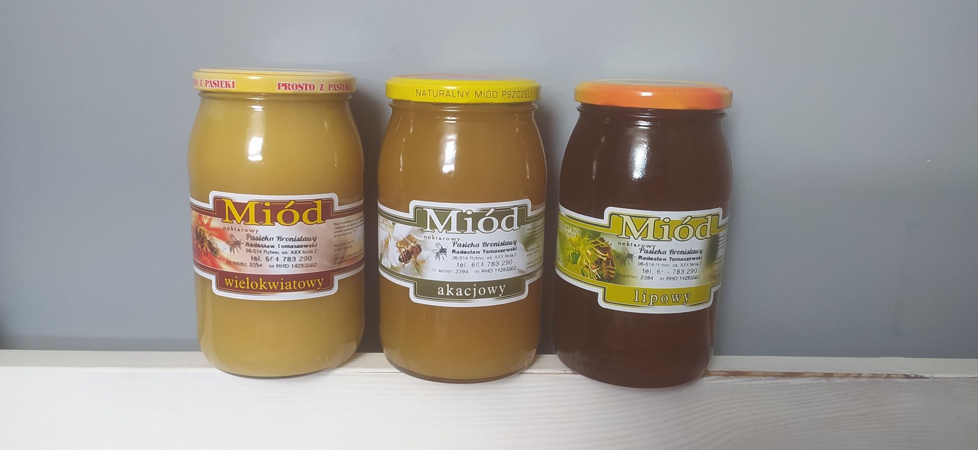3 x 1,2 kg świeży miód od pszczelarza wielokwiatowy, akacjowy, lipowy.