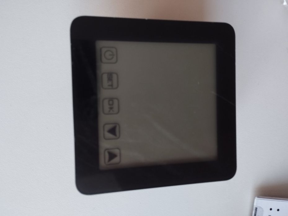 Терморегулятори і нагрівальний кабель