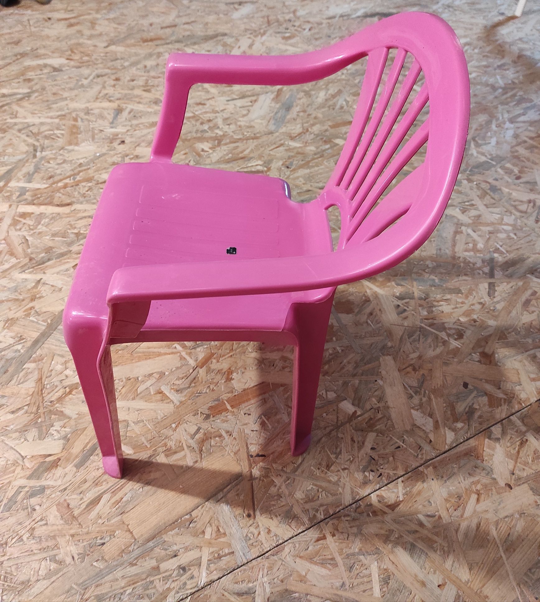 Krzesło ogrodowe dla dzieci
