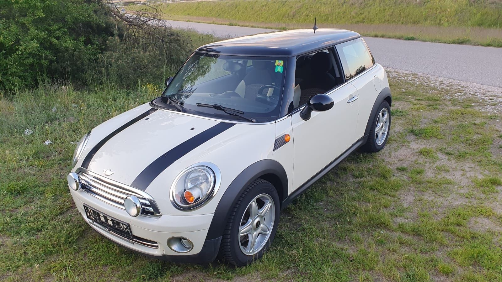 Mini Cooper. Tylko 90 tys km przebieg. Szwajcar. 1.6 B. Bmw. Jak nowy.