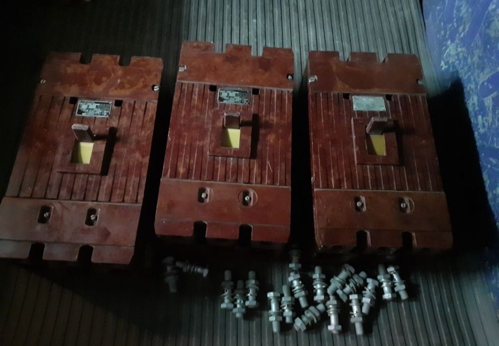 Вимикач автоматичний ае3796