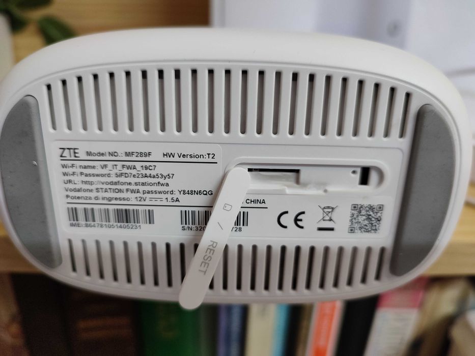 ZTE MF289F 4G+ CAT.20 Router