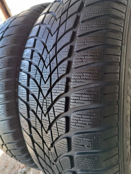 Зимові шини 235/60 R18 Dunlop sp winter sport 4D