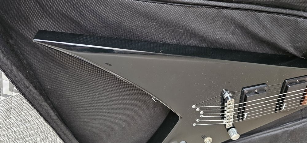 Guitarra Jackson king V