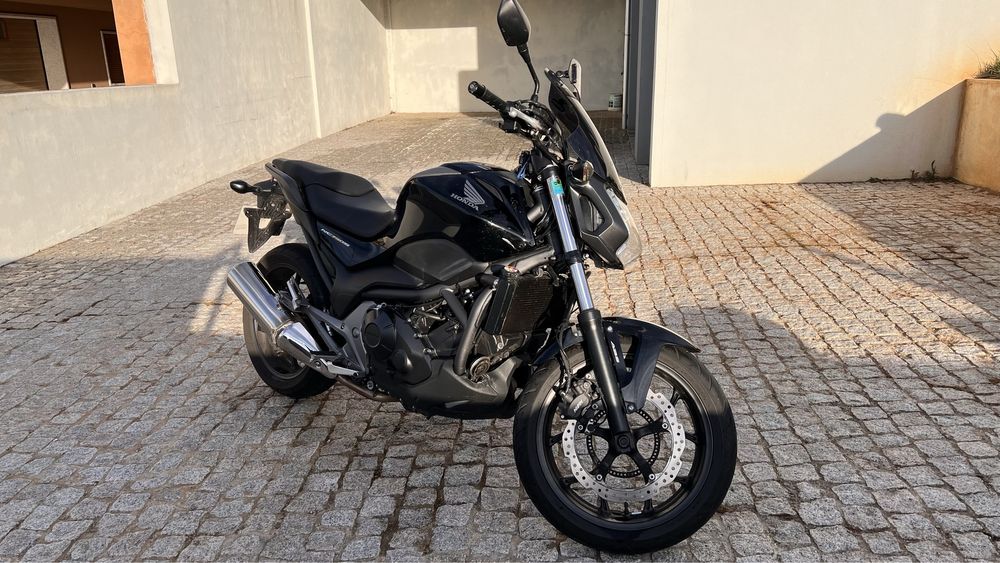 Honda NC750 S- Quase Nova - Bom Preço