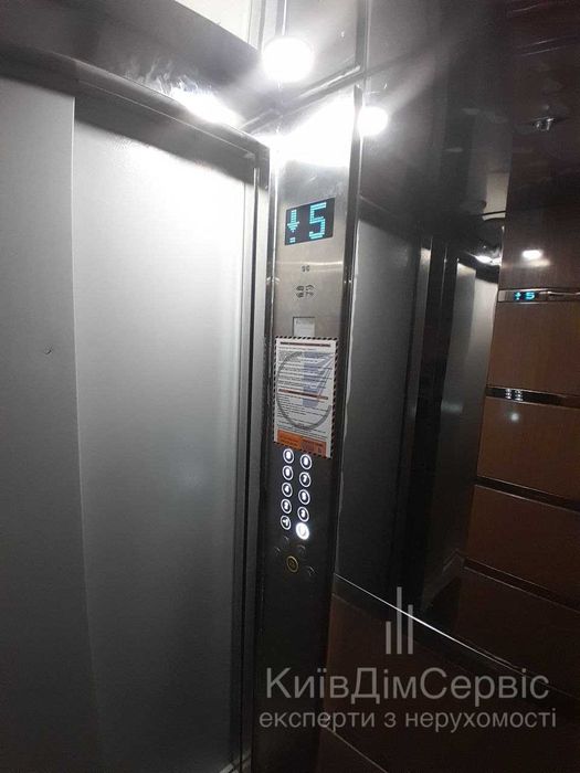 продаж квартири ЖК Кришталеві джерела Феофанія Голосіївський