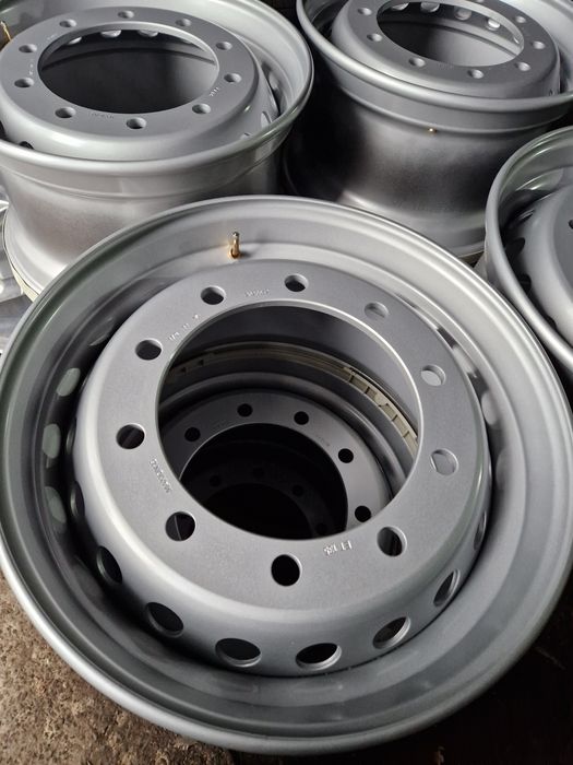 Nowa felga 11,75X22,5 ET135 Przód Heyez Lemmerz Made in Germany