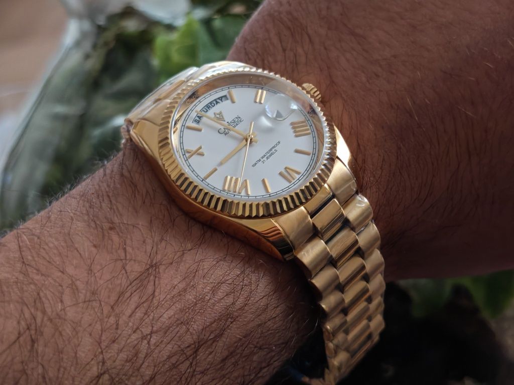 Nowy Zegarek Cadisen Automatic w kolorze złota