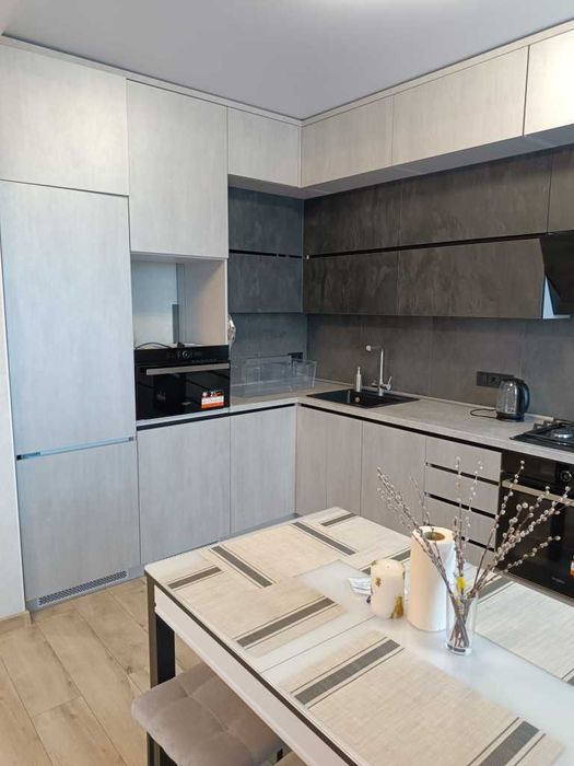 3к! квартира, ЖК Садовий, 4/9 поверх, 68 м2, євроремонт, все залишають