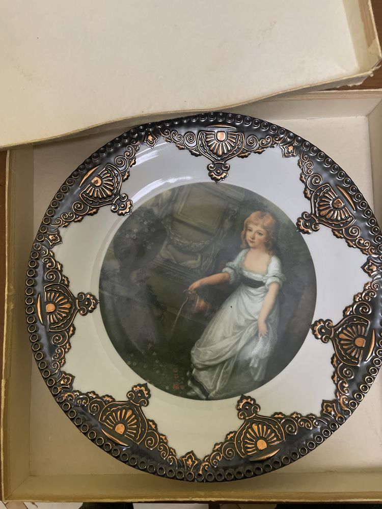 Kolekcjonerska patera, talerz  z Fabryki Porcelany Karolina  PRL