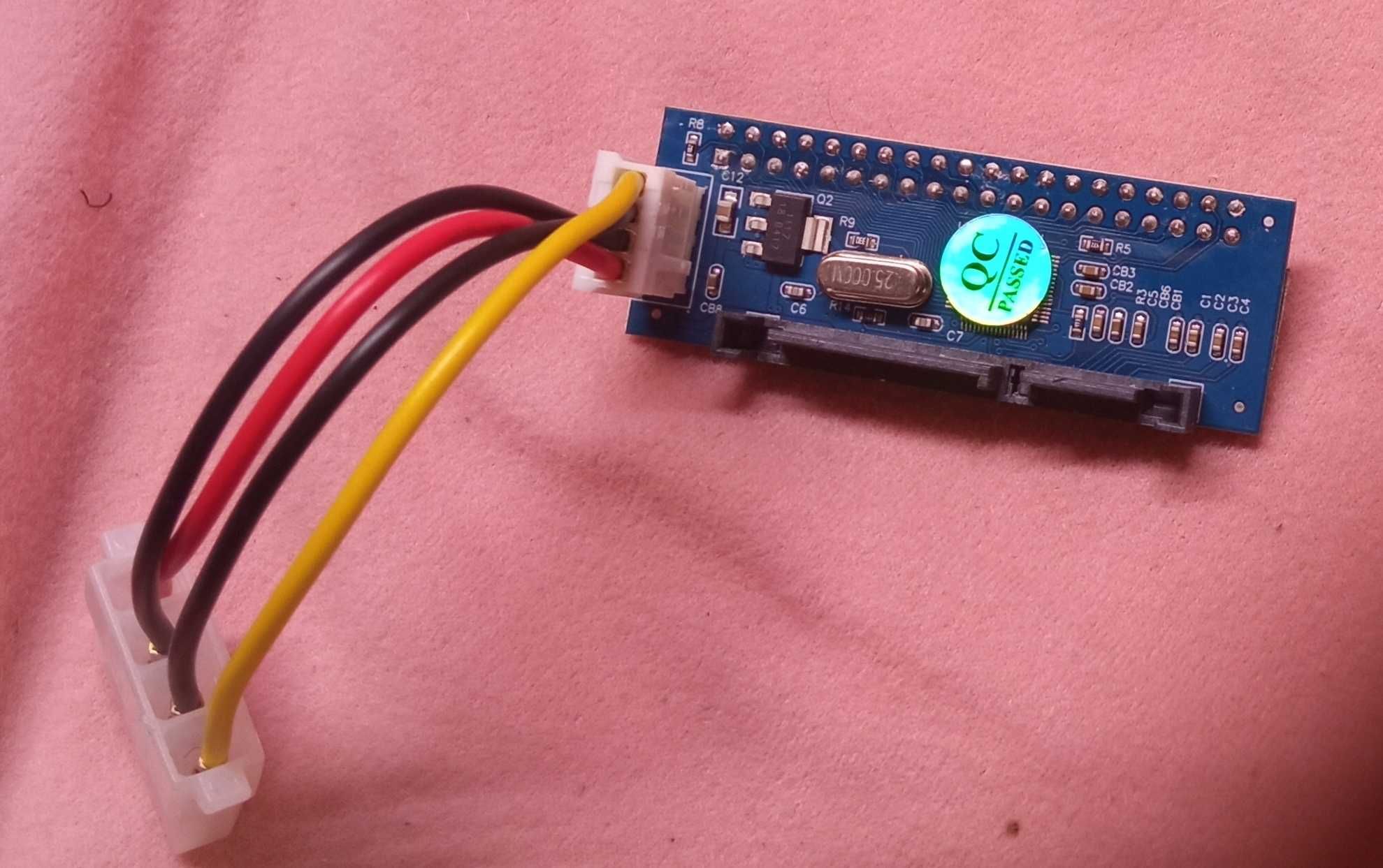 Adapter do dysku HDD aby podłączyć go do komputera ze złączami sata