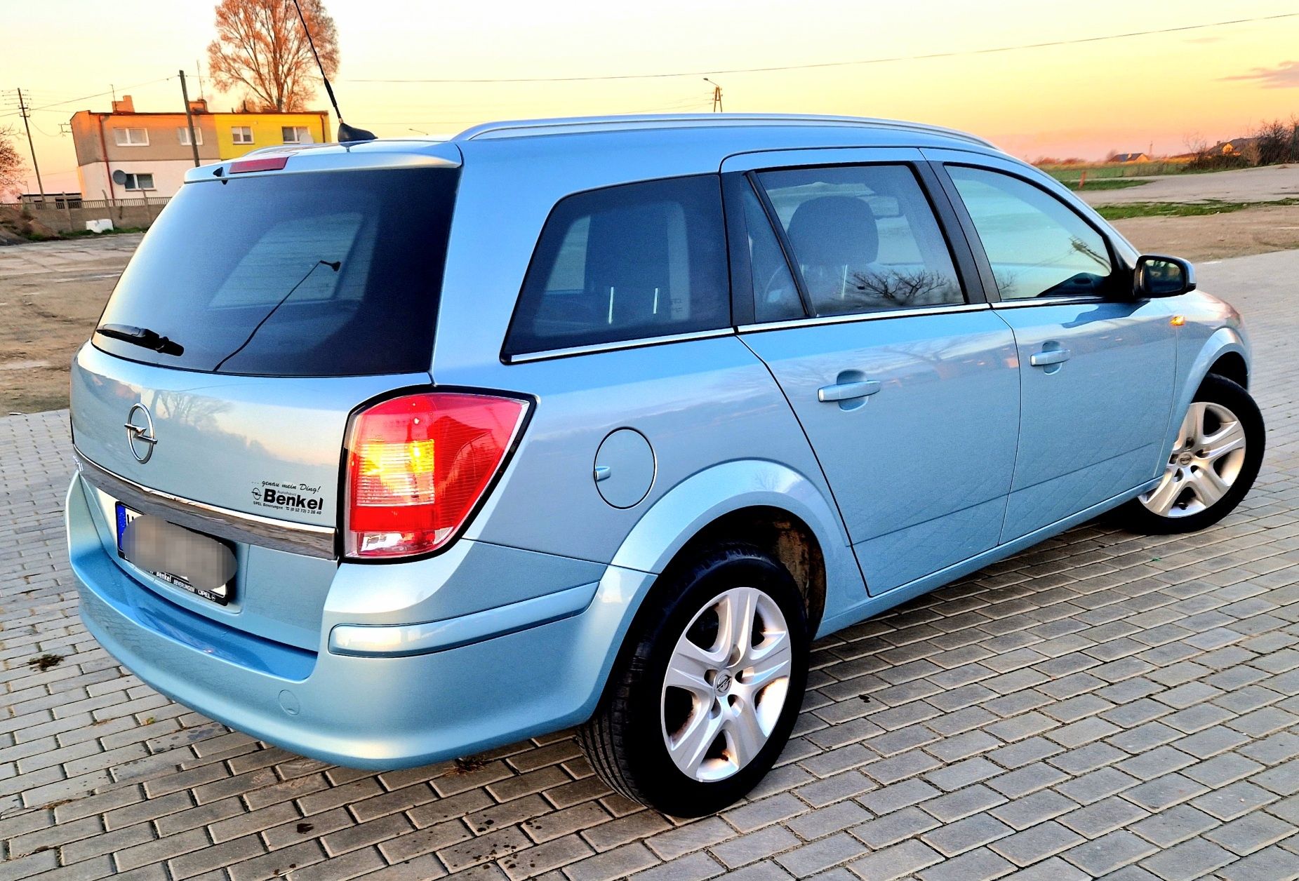 Opel Astra navi grzane fotele