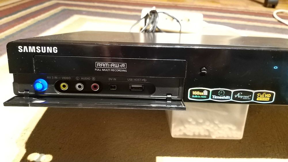 Leitor Samsung DVD-HR773 com Disco Rígido 160GB