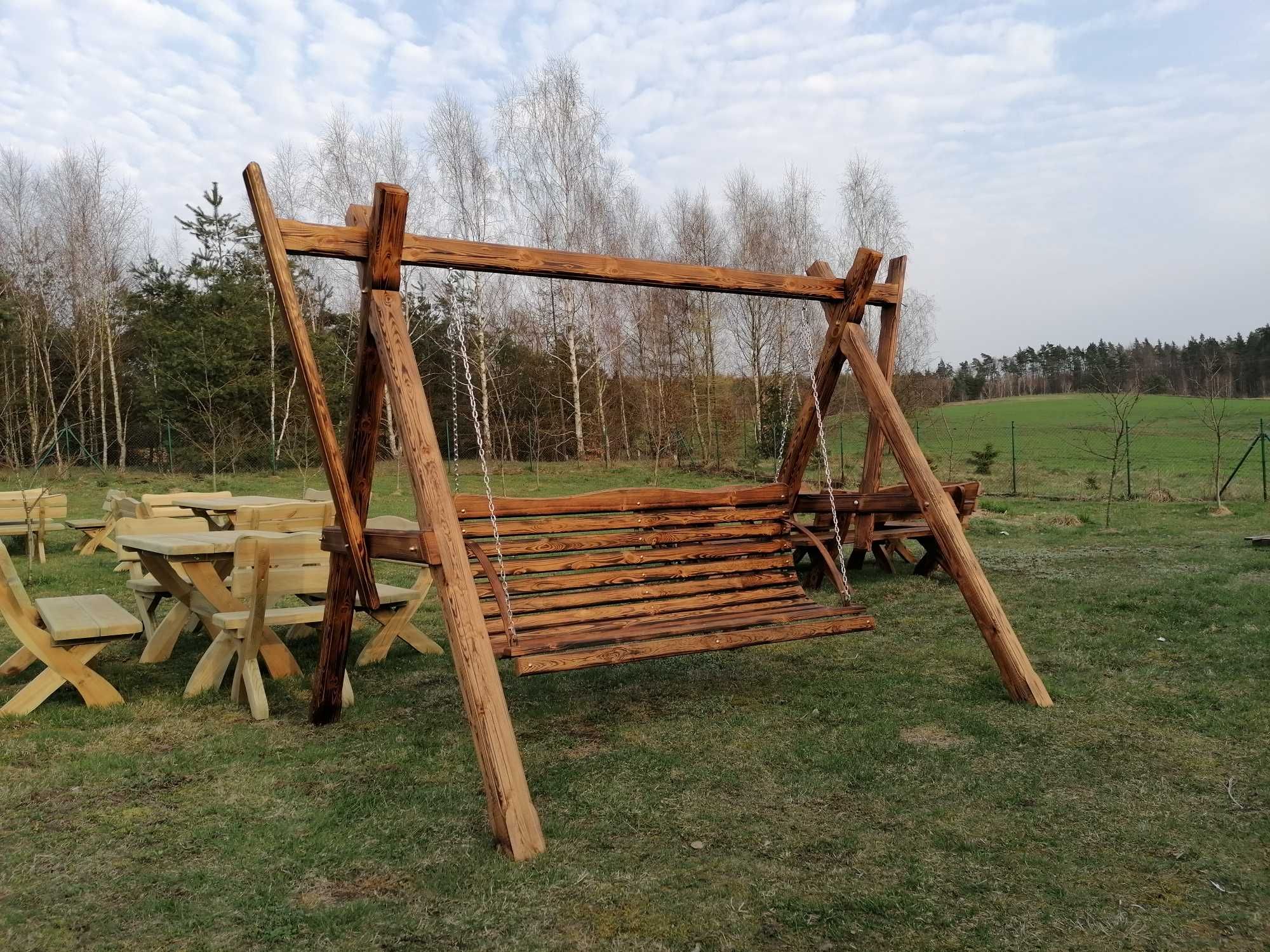 Huśtawka ogrodowa, bujawka