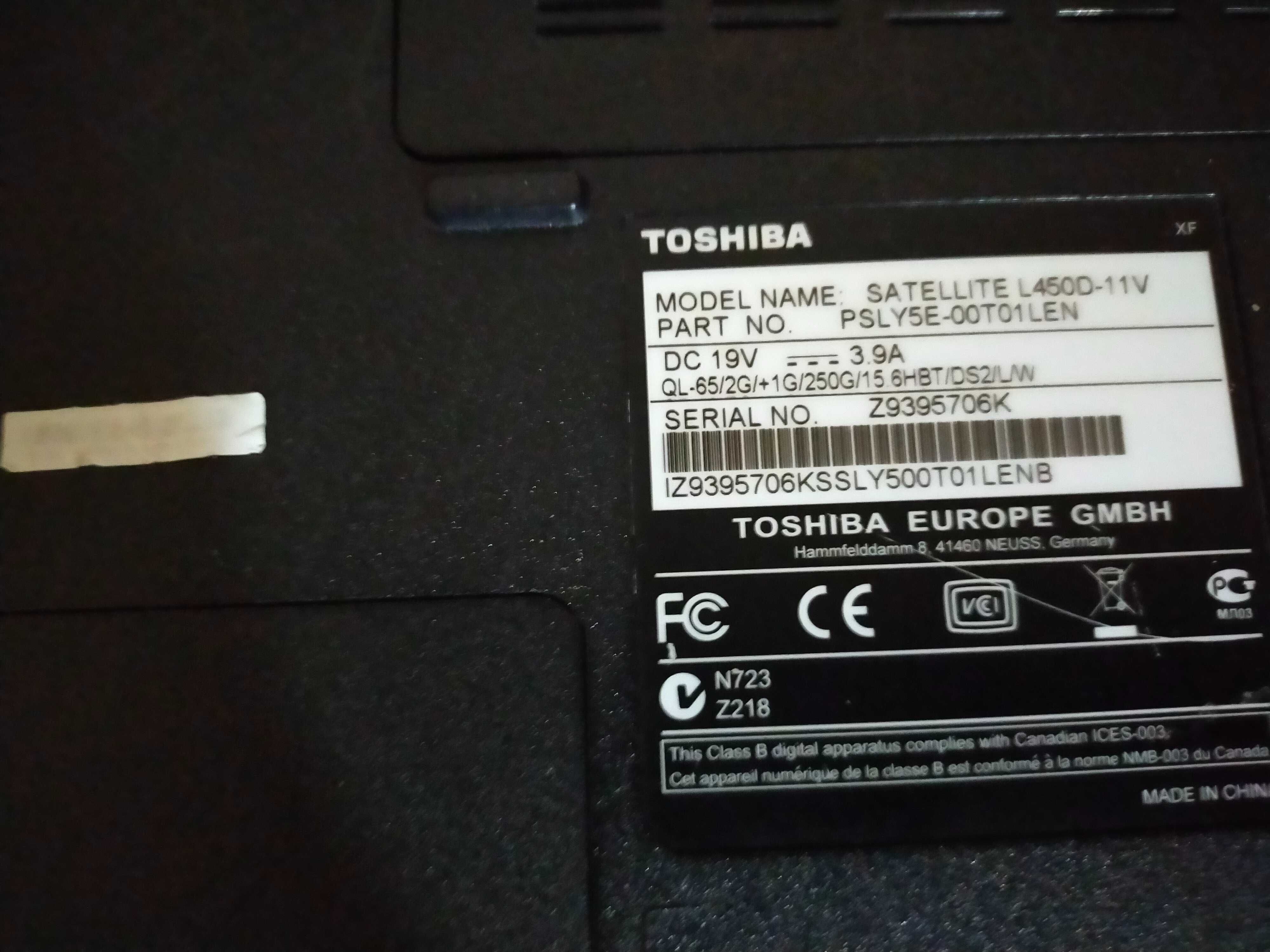 Toshiba Satelite -  L450D-11V