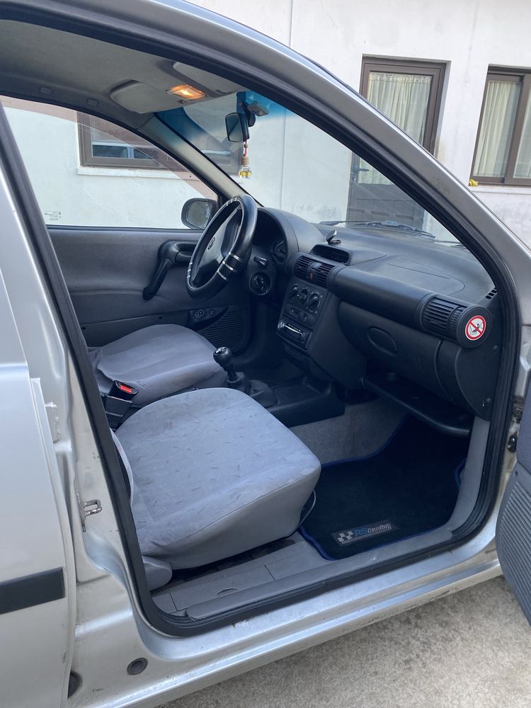 Opel Corsa B 1.5 TDI - Motor Isuzo