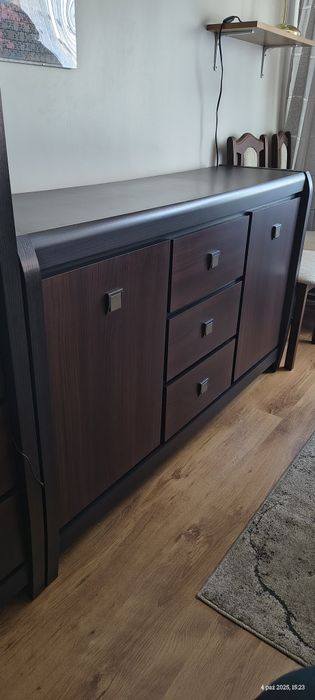 Meble wenge komoda i witryna