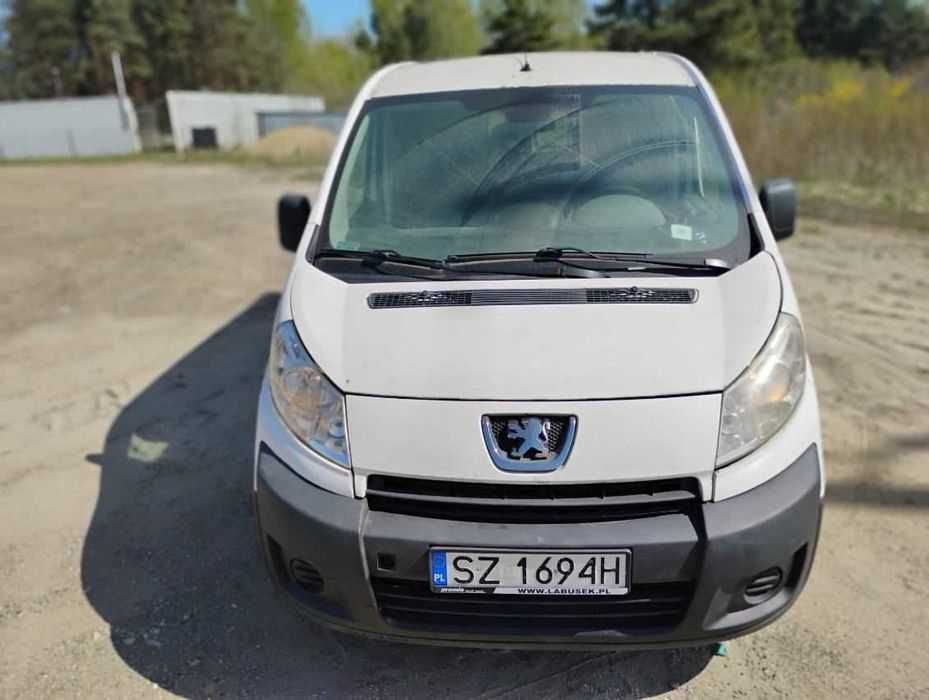 Peugeot expert rok 2010 klima 2l l2h1