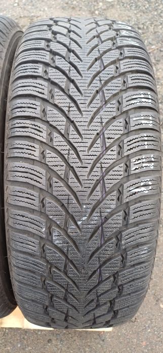 225/60R17 103H NOKIAN , dwie używane opony zimowe.