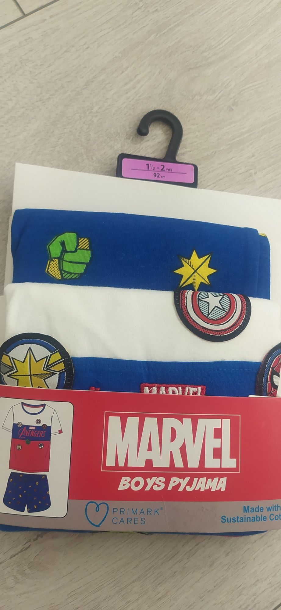 Piżama chłopięca krótki rękaw krótkie spodenki Marvel Avengers 92 Prim