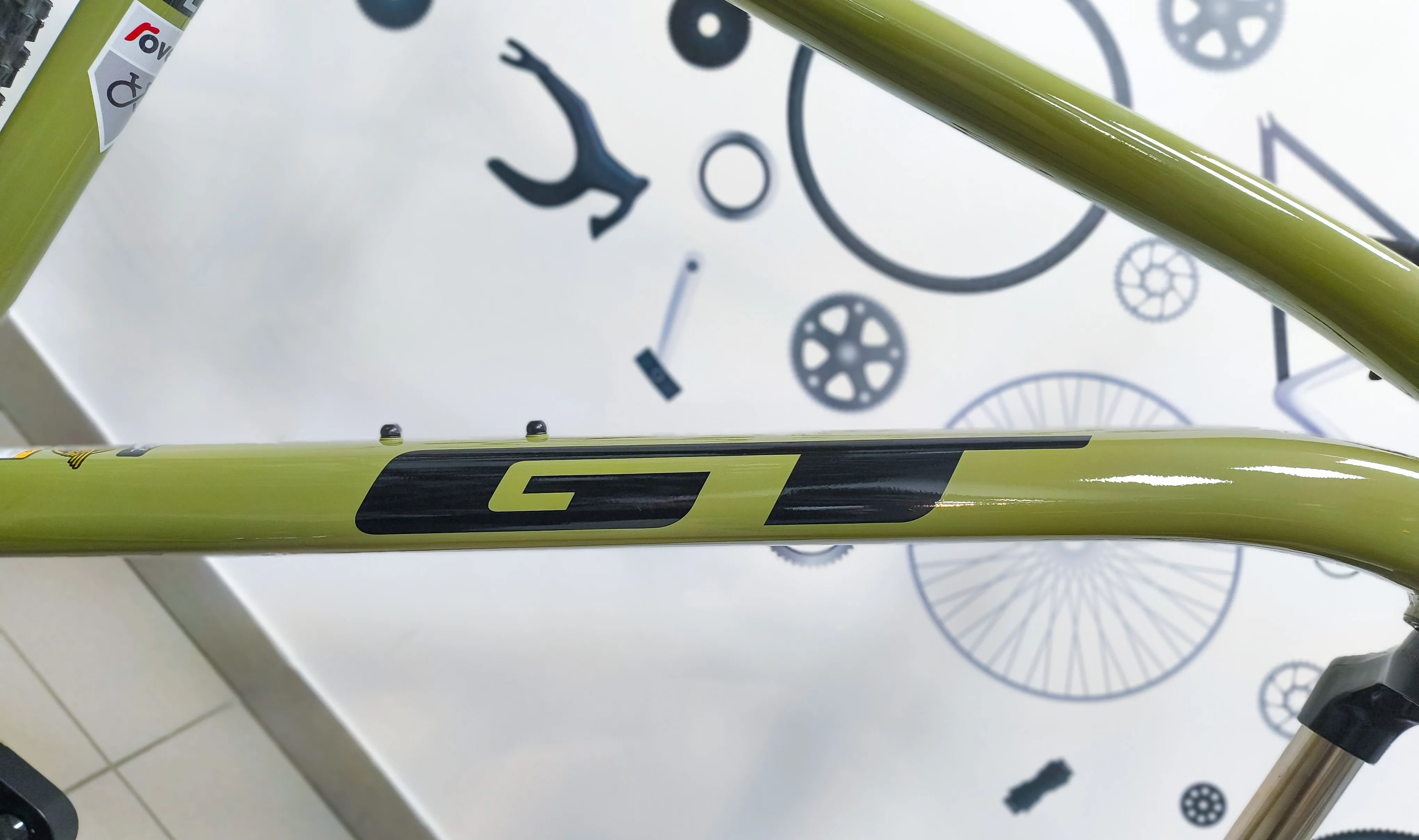 Rower męski GT Avalanche 29 Elite L