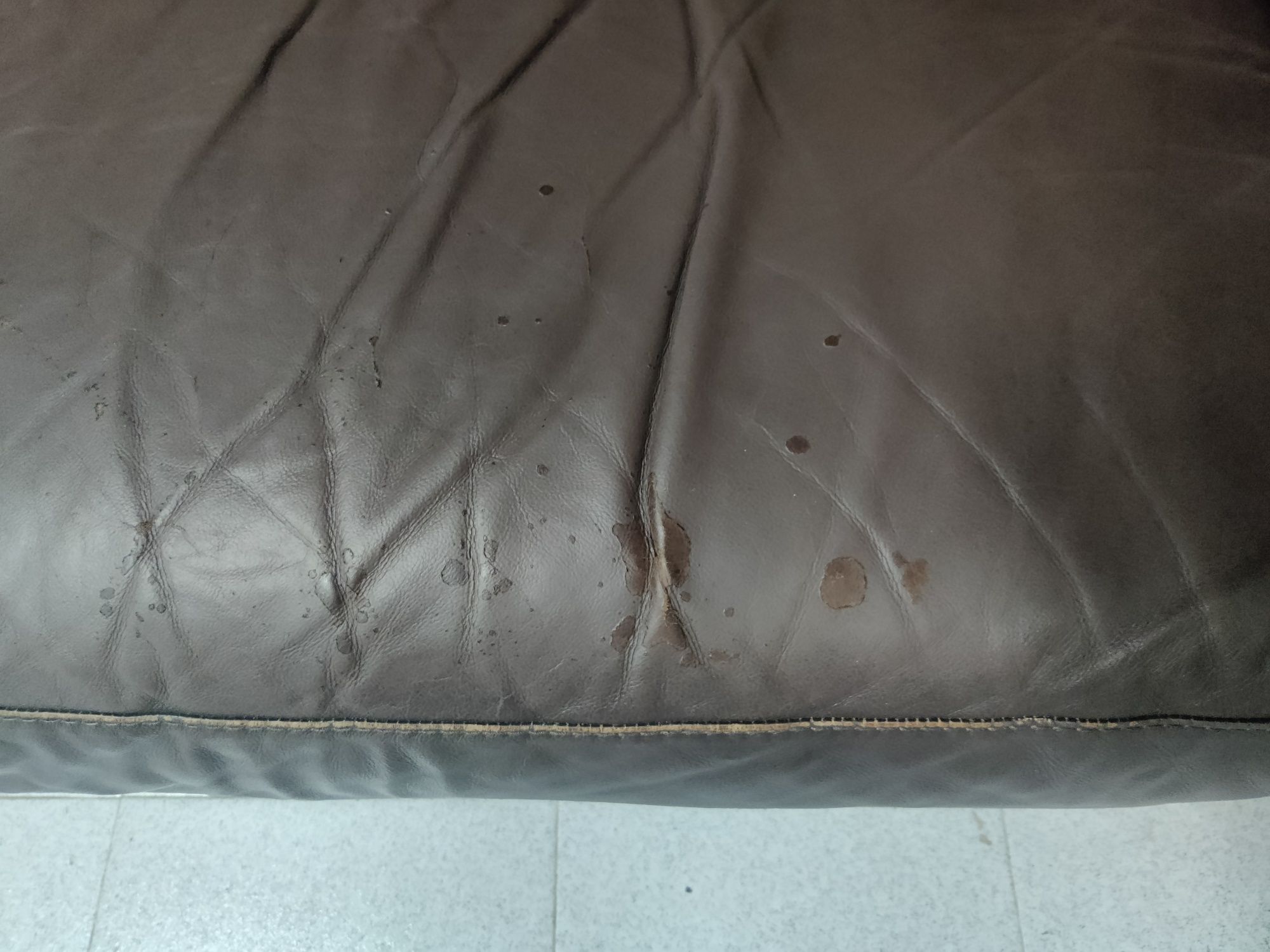 Sofá IKEA pele 2mt