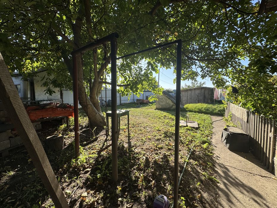 Будинок в центрі білогородки .