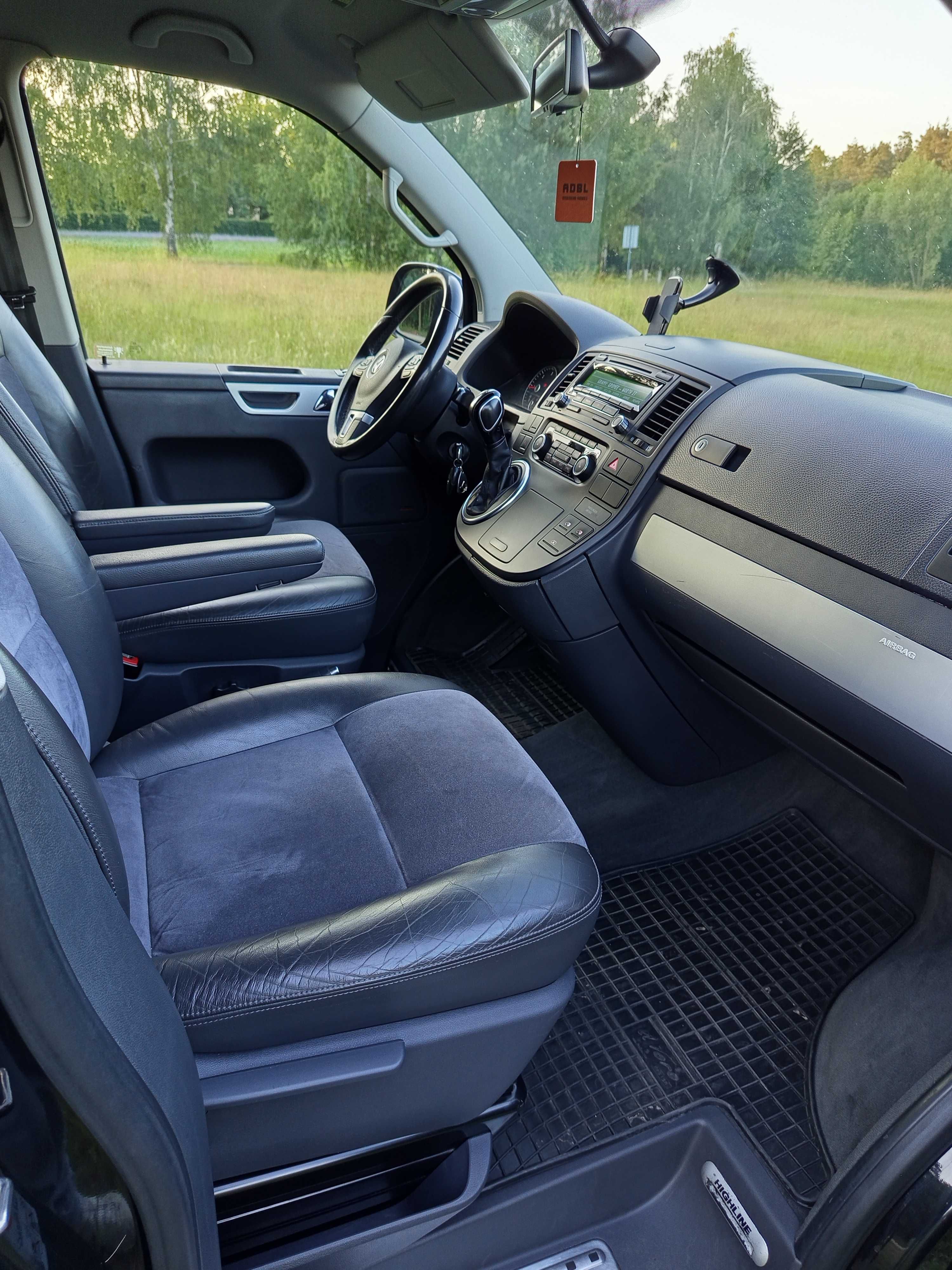 VW Multivan Highline T5 4x4