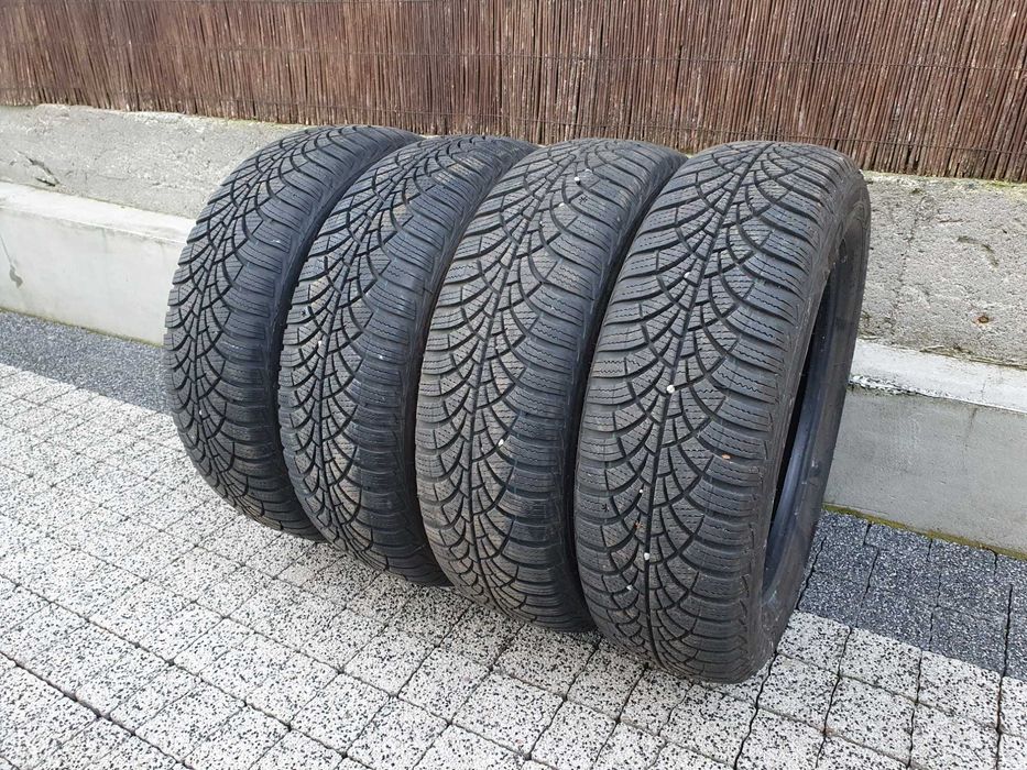 4x 185/65/15 88T Good/Year Ultra Grip 7mm 2019r.