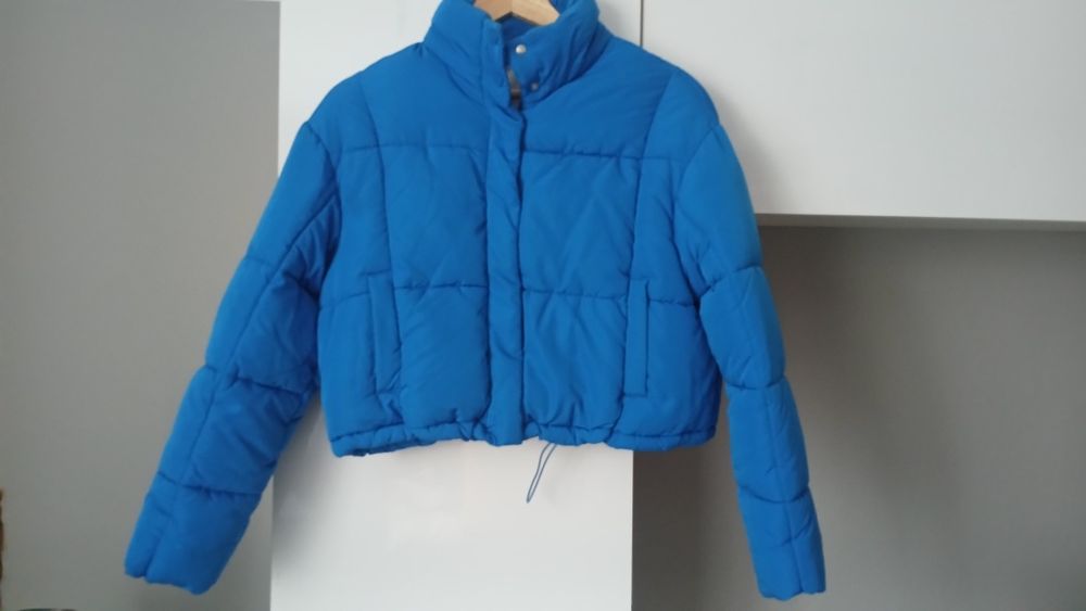 Nowa  krotka kurtka puffer Bershka r. S