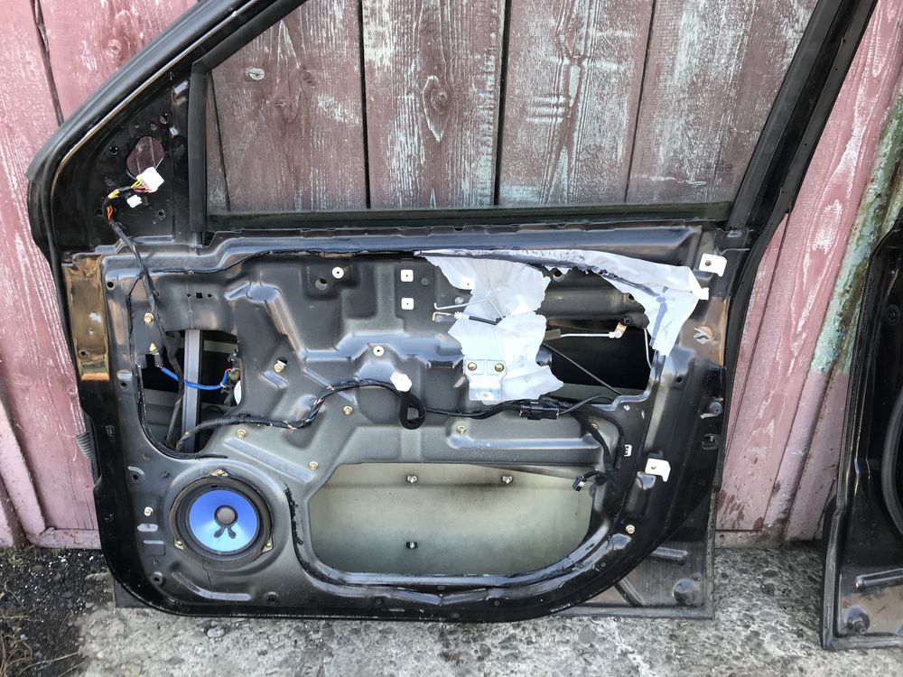 Дверка Кіа Соренто 1 Kia Sorento