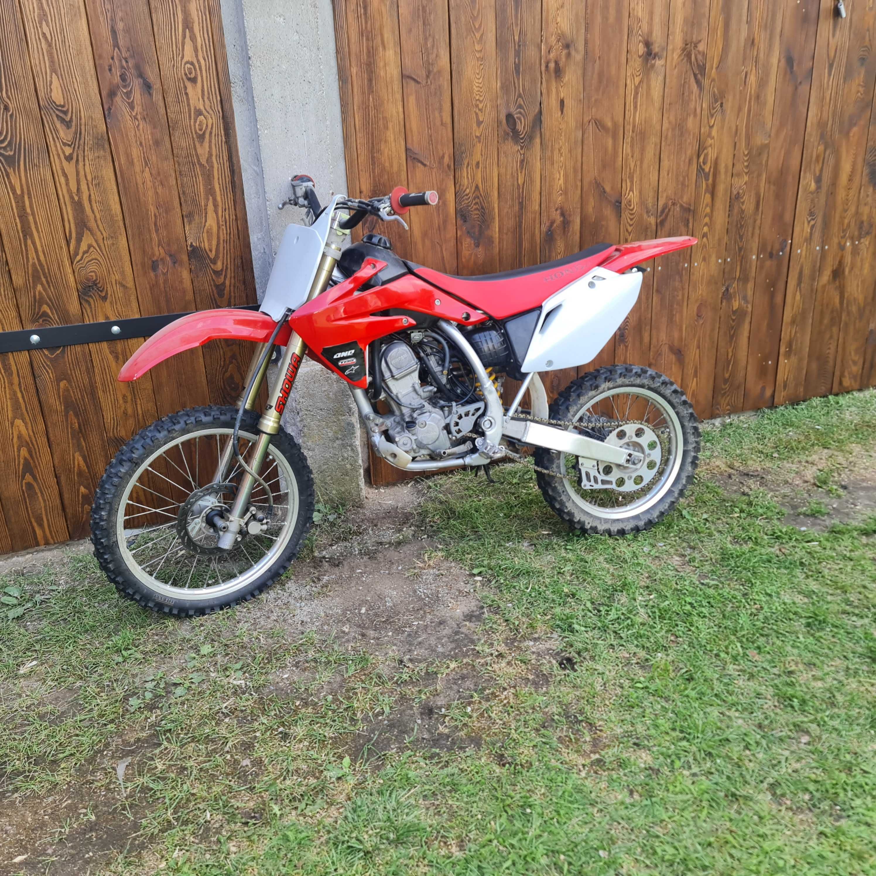 motocross Honda CRF 150 4t