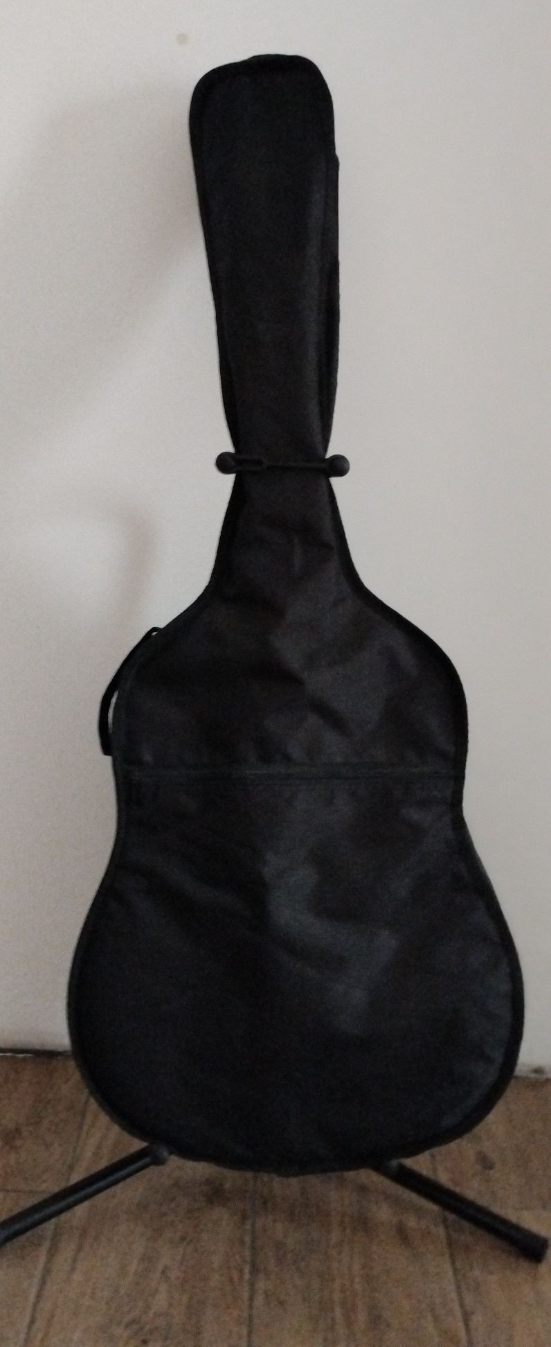 Gitara akustyczna
