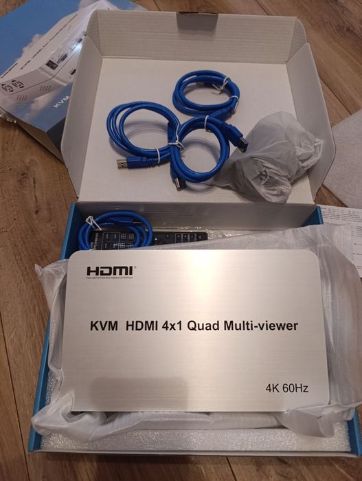 Przełącznik KVM HDMI 4x1 Quad Multi-viewer