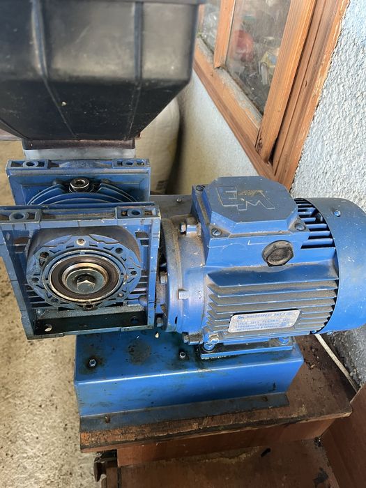 Продам Маслопрес ПШУ-4