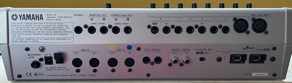 YAMAHA 01x Produkcyjne Studio Muzyczne - Mikser + Laptop