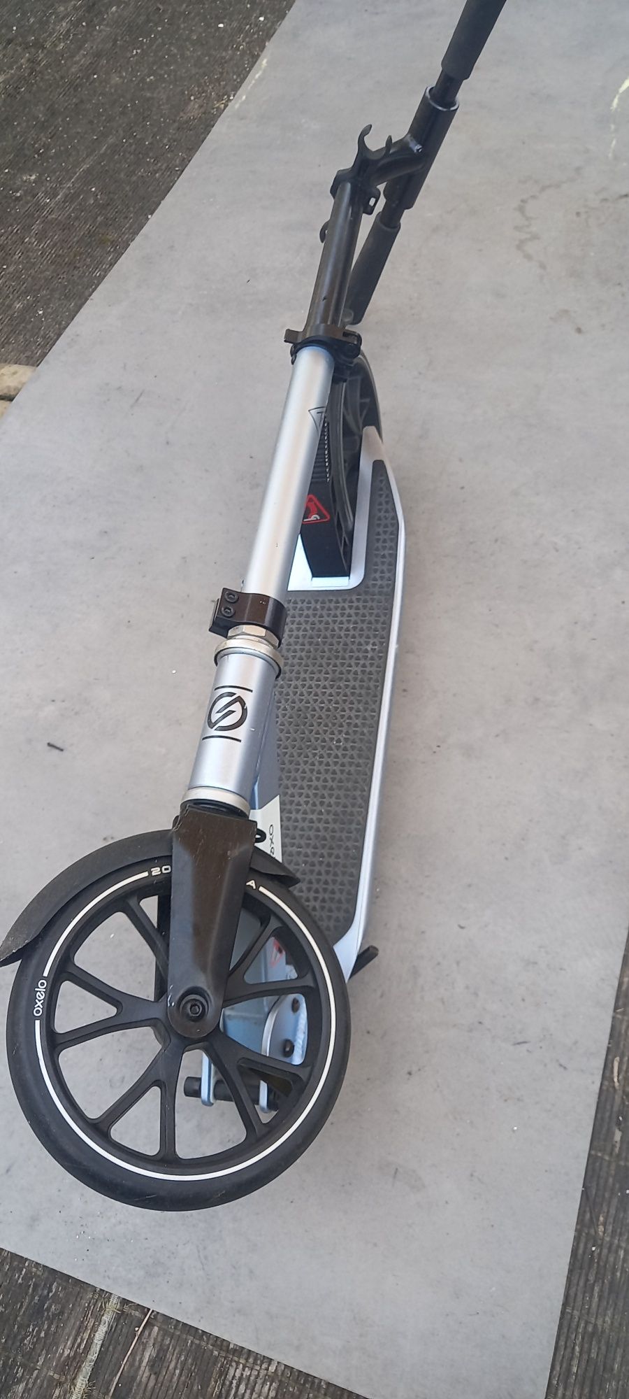 Trotinete como nova, sem uso e suporte