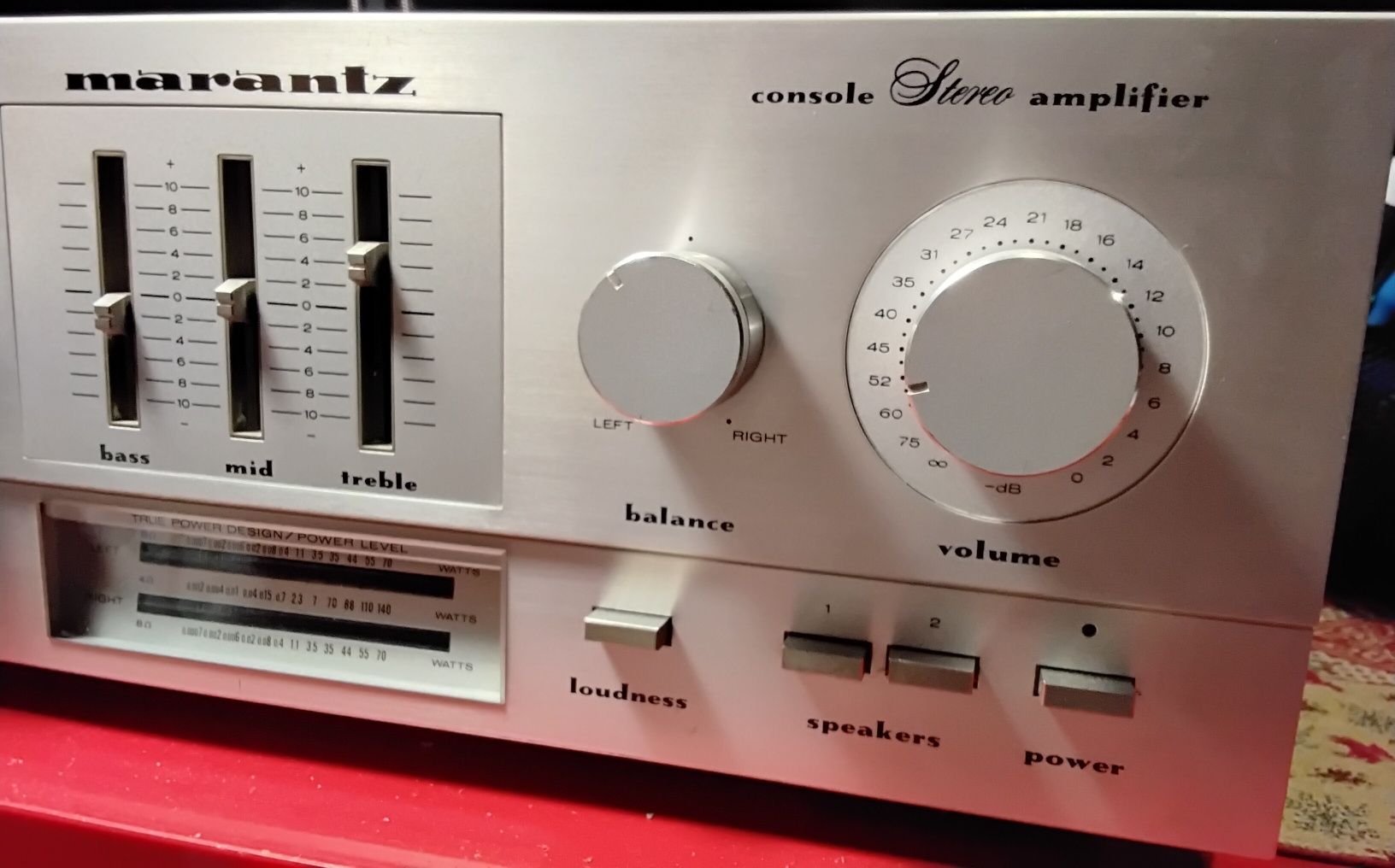 Marantz PM 400 amplificador