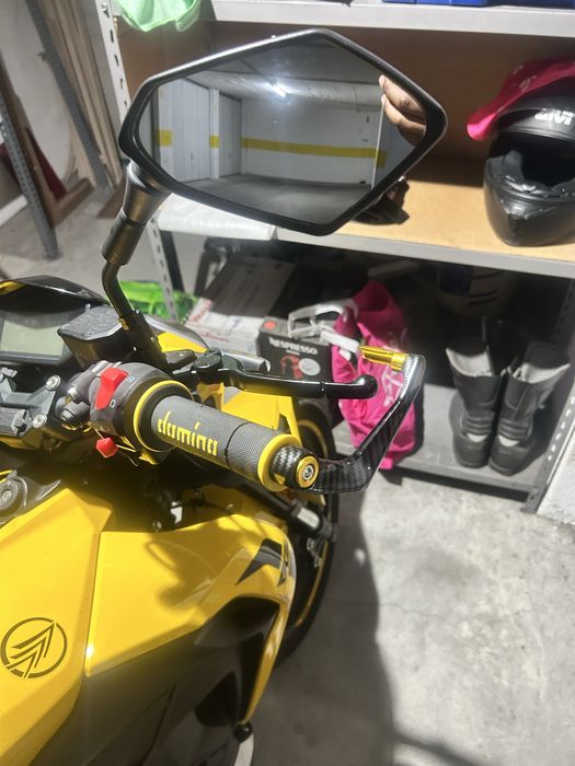 Keewey RKF 125 (Amarela)