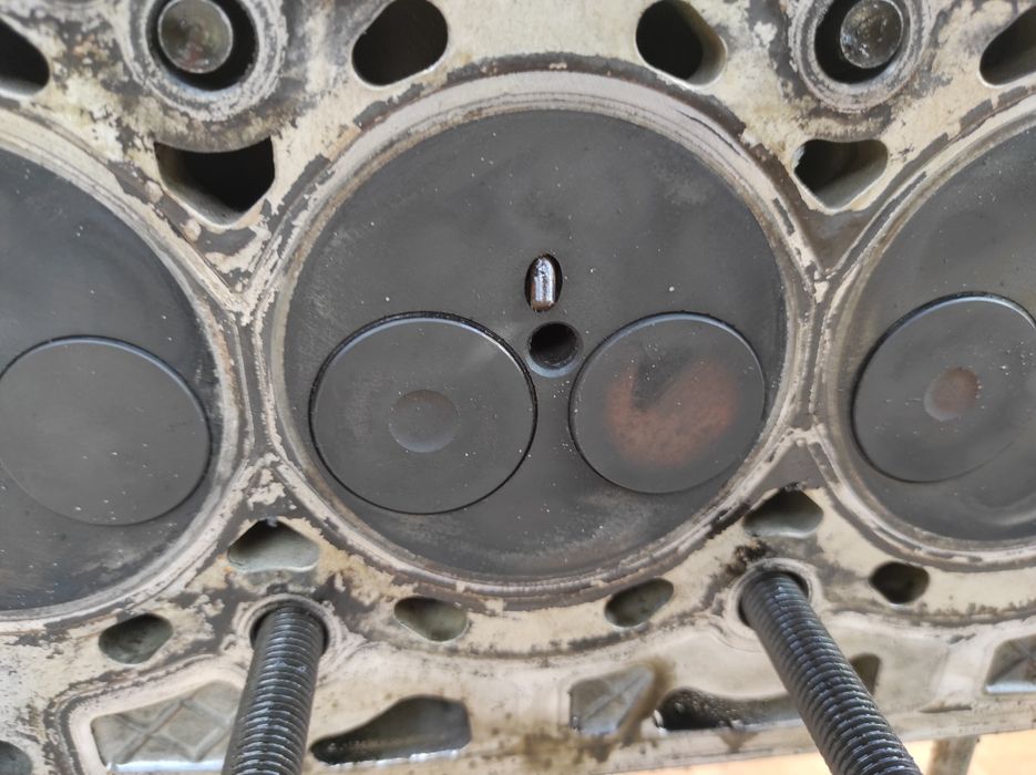 Головка блока двигуна мотора форд фієста МК6 1.4tdci ford fiesta MK6