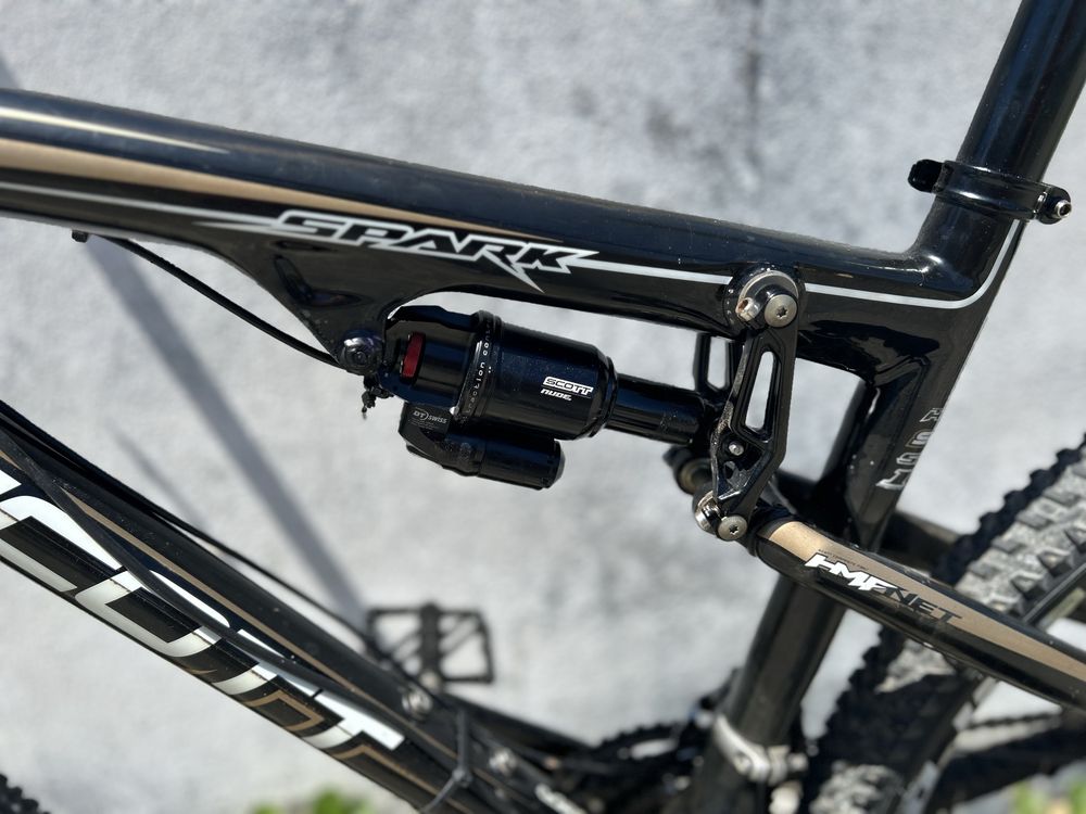 Bicicleta Carbono Scott Spark 30 27.5 18” (M)