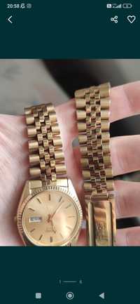 Używana bransoleta jubilee w złotym kolorze do zegarka