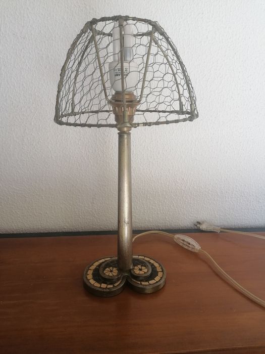 candeeiro feito manualmente