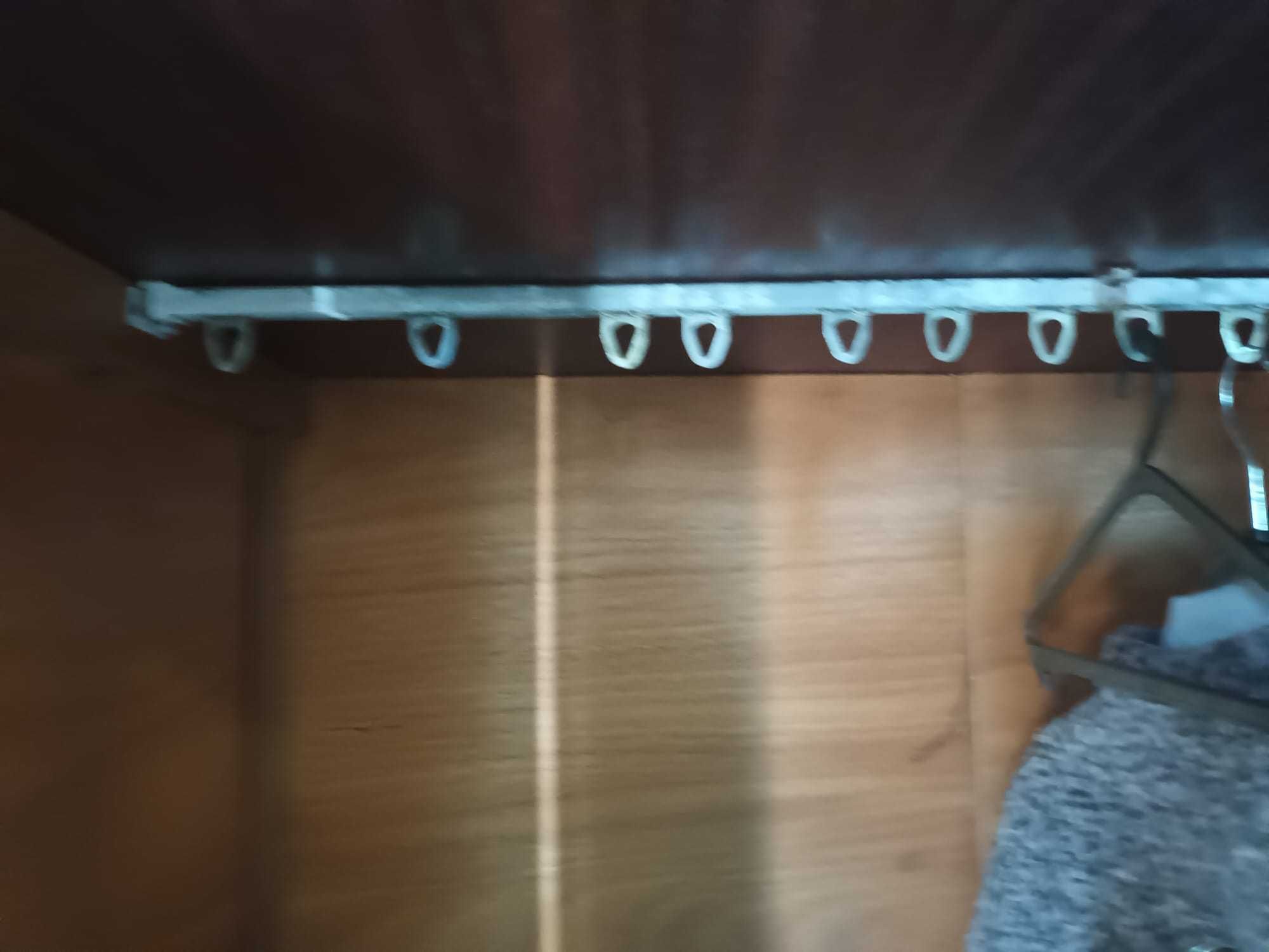 Roupeiro de 2 portas