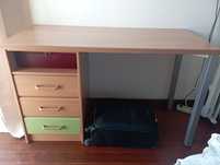 Estante + secretária de quarto