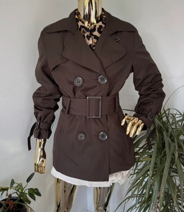 Czekoladowy krótki trencz na podszewce, rozmiar M