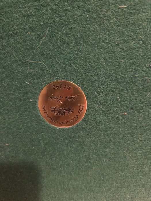 Piękna kolekcjonerska figurka damy w kapeluszu Leonardo